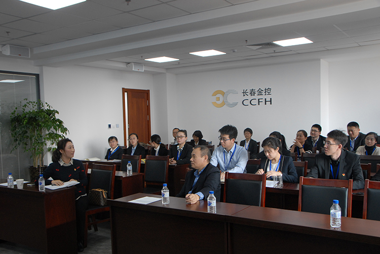 “踐行十九大精神，我與公司共成長(zhǎng)”主題演講活動(dòng)